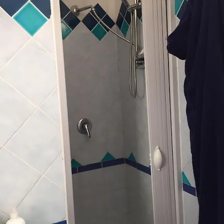 Casa Lido Zia Frankie קאלה גונונה